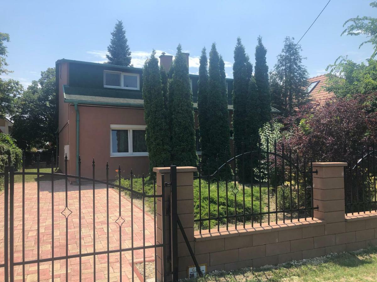 Villa Casa Mia Balatonlelle Eksteriør bilde